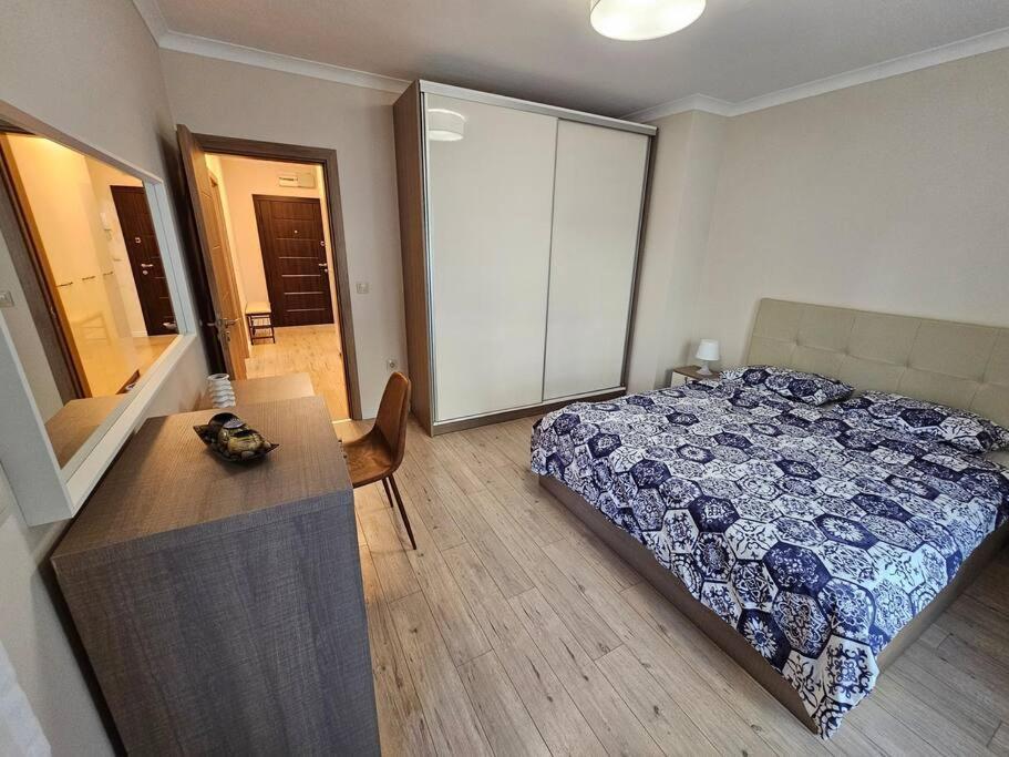 Serenity In The Heart Of Varna With Parking Екстер'єр фото